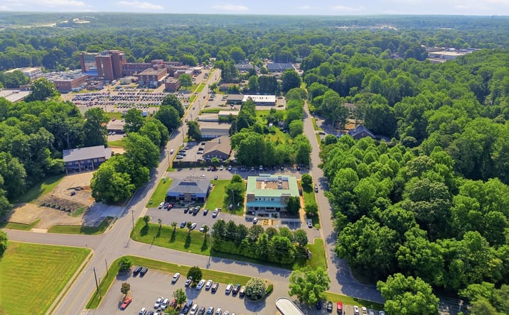 Pictures of Retail, Office property located at 701-707 Bryant Street, Statesville, NC 28677 for sales - image #1