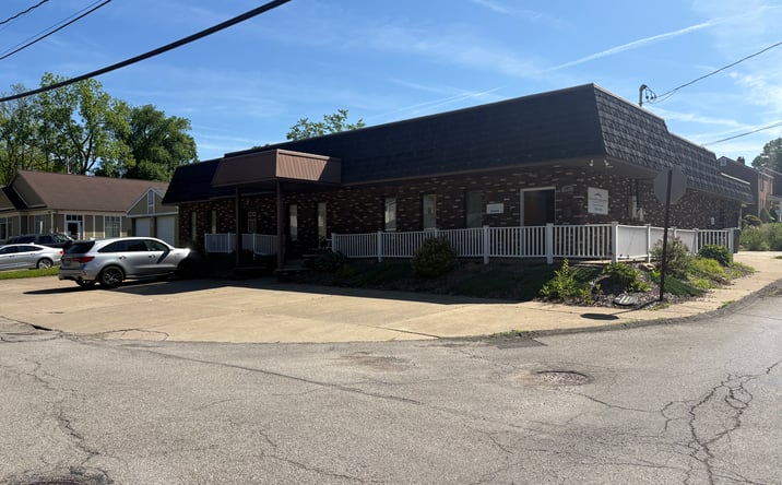 Pictures of Retail, Office property located at 773 Pershing Street, Ellwood City, PA 16117 for sales - image #1