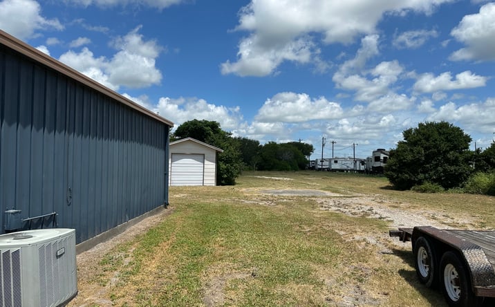 Pictures of Office, Industrial property located at 2165 U.S. 77, Robstown, TX 78380 for sales - image #1