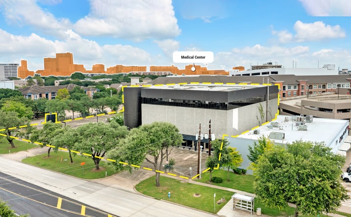Pictures of Retail, Land property located at 7087 Main Street, Houston, TX 77030 for sales - image #1