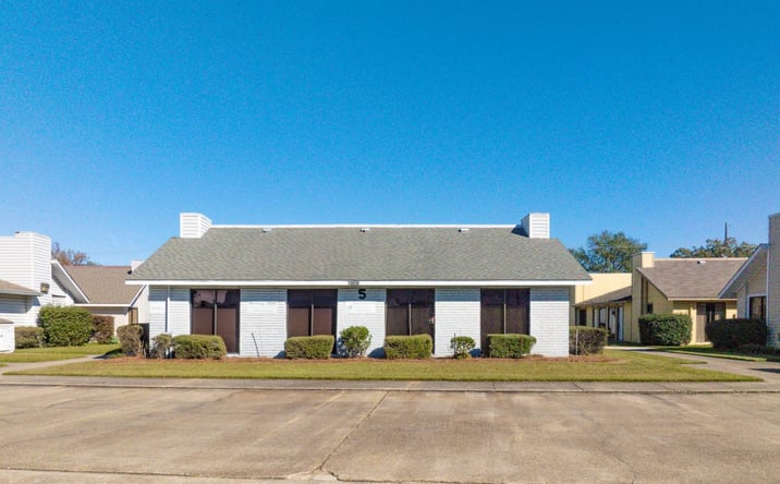 Pictures of Office property located at 1859 Avenue Of America, Monroe, LA 71201 for sales - image #1