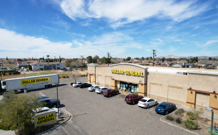 Pictures of Retail property located at 20834 Bear Valley Rd, Apple Valley, CA 92308 for sales - image #1