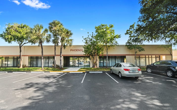 Pictures of Retail, Office property located at 4800 N STATE RD 7, LAUDERDALE LAKES, FL 33319 for sales - image #1