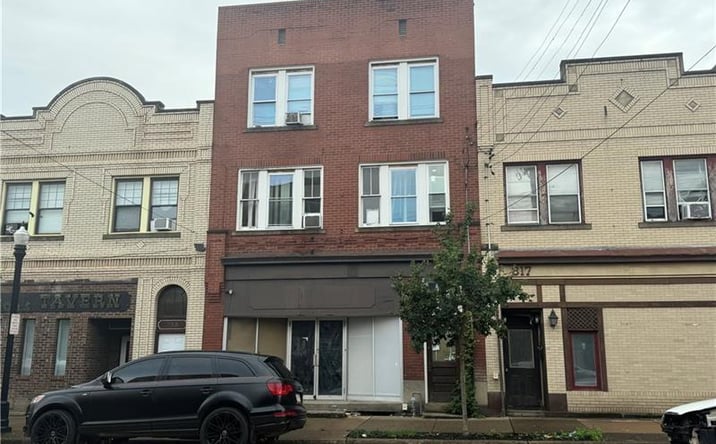 Pictures of Retail, Multifamily, Business for Sale property located at 815 Broadway Avenue, Mckees Rocks, PA 15136 for sales - image #1