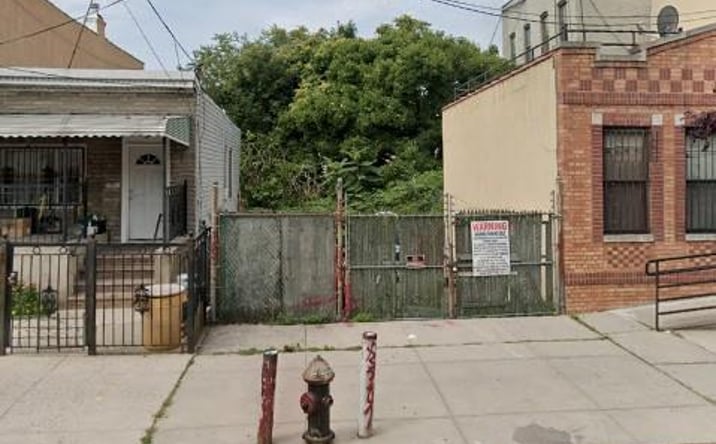 Pictures of Land property located at 764 Shepherd Avenue, Brooklyn, NY 11208 for sales - image #1