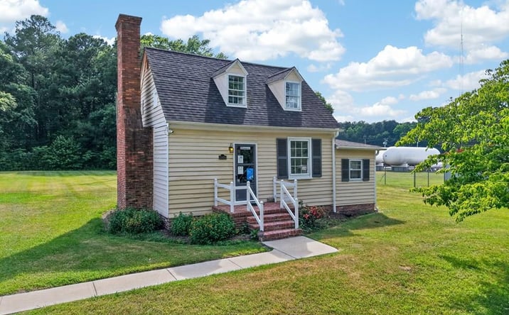 Pictures of Office property located at 15480 Merry Cat Ln, Belle Haven, VA 23306 for sales - image #1