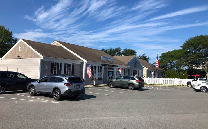 Pictures of Retail property located at 303 Orleans Road, North Chatham, MA 02650 for sales - image #1
