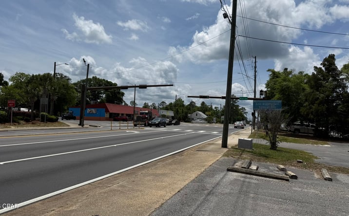 Pictures of Land property located at 650 S US Highway 331, Defuniak Springs, FL 32435 for sales - image #1