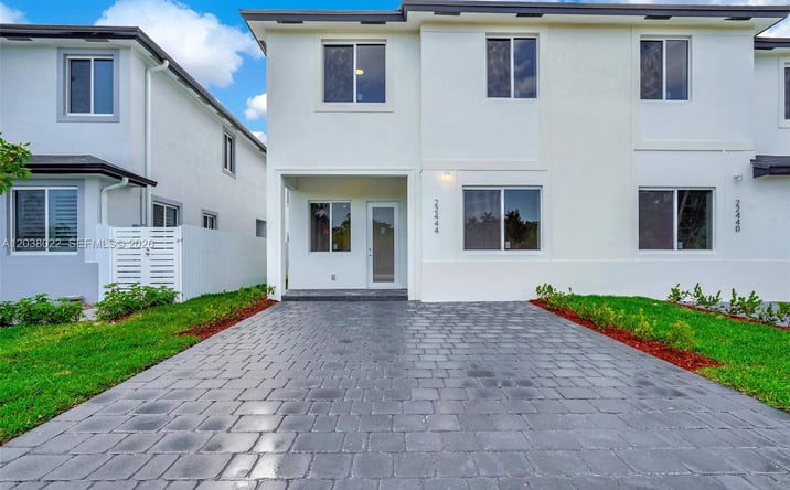 Pictures of Multifamily property located at 22505 SW 125th Ave, Miami, FL 33170 for sales - image #1