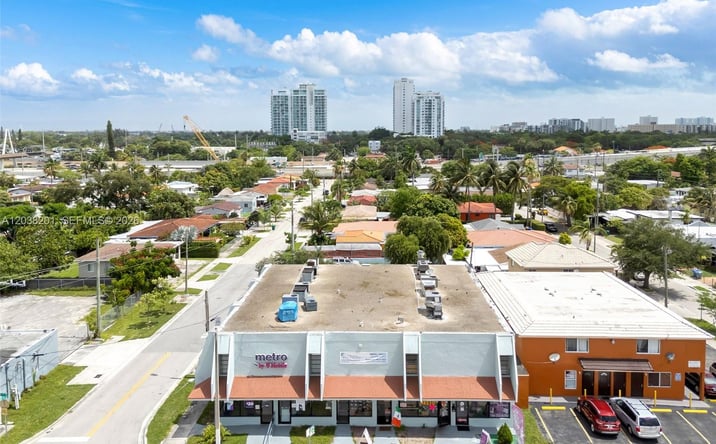 Pictures of Mixed Use, Retail property located at 1879 NW 7th St, Miami, FL 33125 for sales - image #1