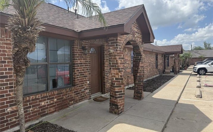 Pictures of Multifamily property located at 108 E 19th Street, Weslaco, TX 78596 for sales - image #1