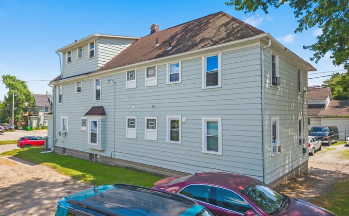Pictures of Multifamily property located at 246 5th Street Northwest, Barberton, OH 44203 for sales - image #1