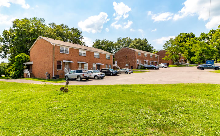 Pictures of Multifamily property located at 1012 - 1034 Hickory Hill Ln, Nashville, TN 37076 for sales - image #1