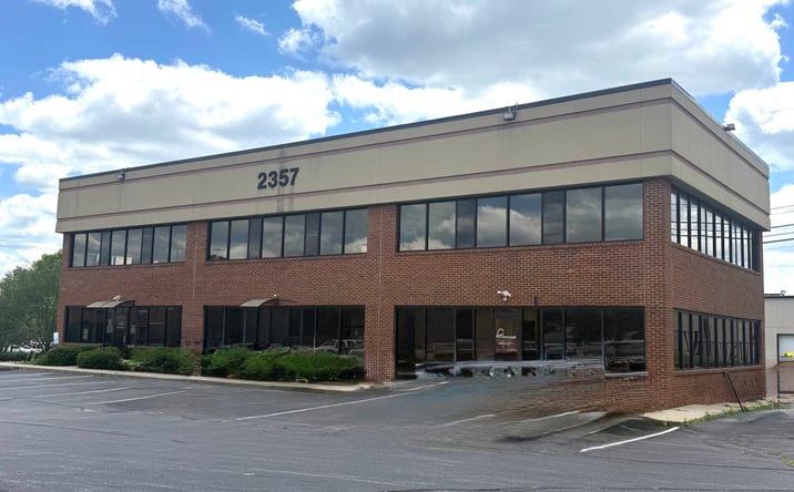 Pictures of Office property located at 2357 Huguenard Dr, Lexington, KY 40503 for sales - image #1