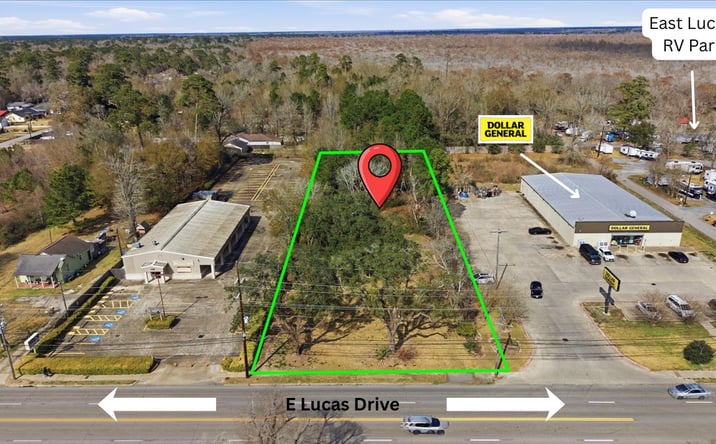 Pictures of Land property located at 2740 E LUCAS DR, BEAUMONT, TX 77703-1044 for sales - image #1