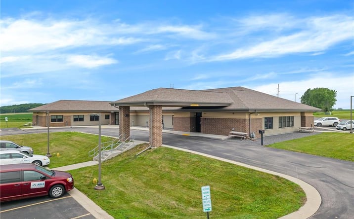 Pictures of Office, Mixed Use, Special Purpose property located at 1004 N LOEFFLER AVE, CALEDONIA, MN 55921-3100 for sales - image #1