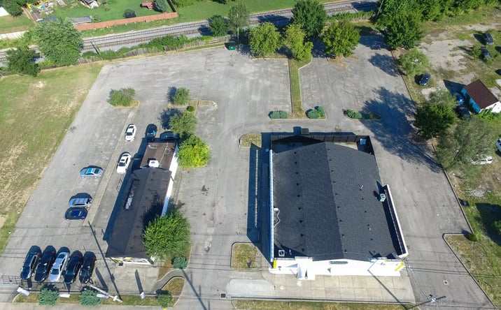 Pictures of Retail property located at 3620-3608 7th Street Rd, Louisville, KY 40216 for sales - image #1