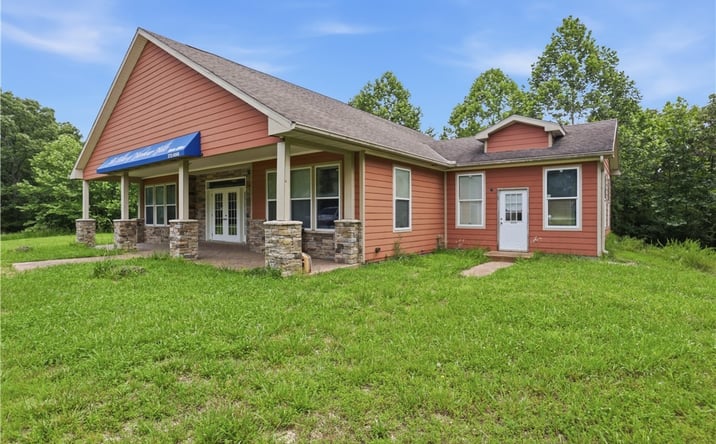 Pictures of Office property located at 28909 Harbour Road, Gravois Mills, MO 65037 for sales - image #1