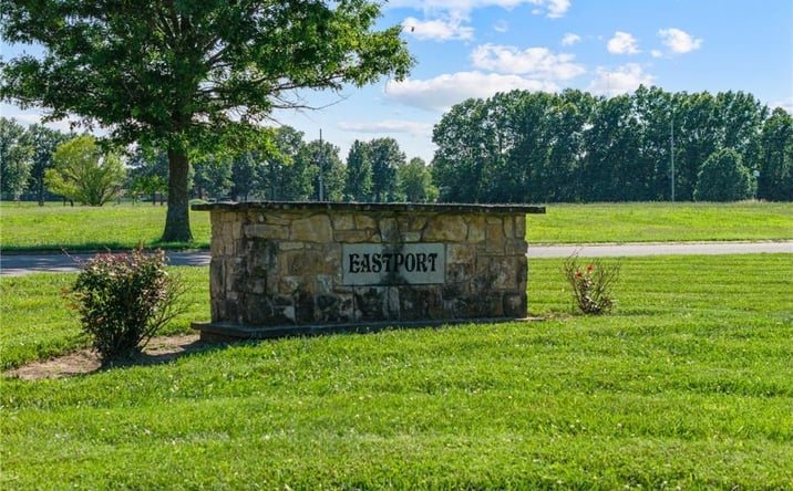 Pictures of Land, Multifamily property located at 2206 Porter Lane Lane, Pittsburg, KS 66762 for sales - image #1