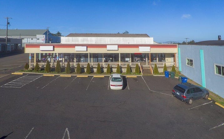 Pictures of Retail property located at 715 SW Hurbert Street, Newport, OR 97365 for sales - image #1