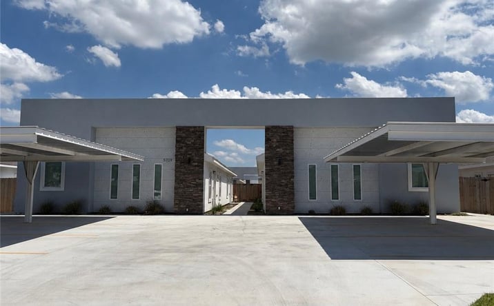 Pictures of Multifamily property located at 5709 Northwestern Avenue, McAllen, TX 78501 for sales - image #1