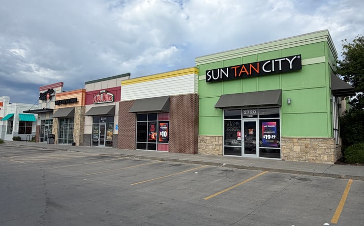 Pictures of Retail property located at 2720 DAN AVE, LINCOLN, NE 68504-1101 for sales - image #1