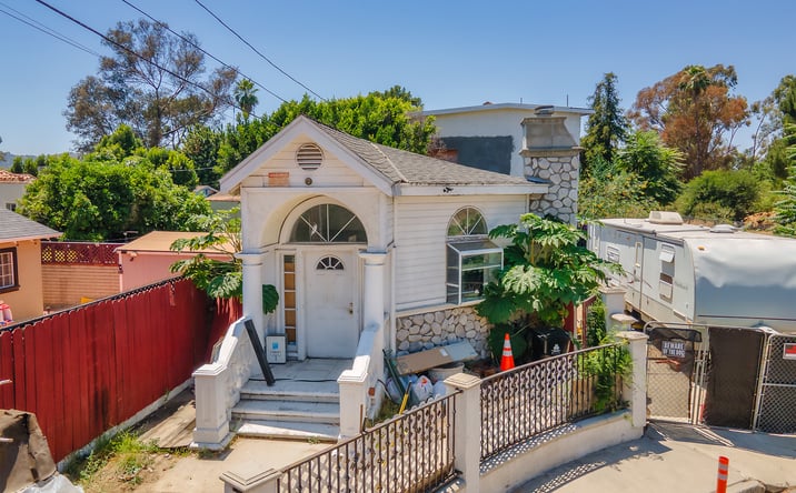 Pictures of Land property located at 4463 Bellflower Avenue, West Toluca Lake, CA 91602 for sales - image #1