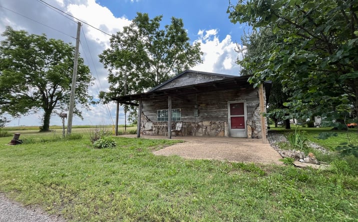 Pictures of Retail, Special Purpose property located at 101 Luyster Street, Koshkonong, MO 65692 for sales - image #1