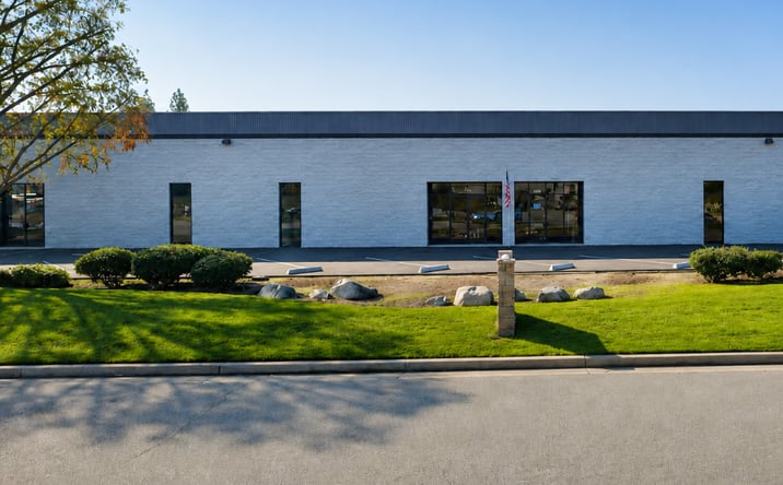 Pictures of Office, Industrial property located at 3201 Pegasus Drive, Bakersfield, CA 93308 for sales - image #1