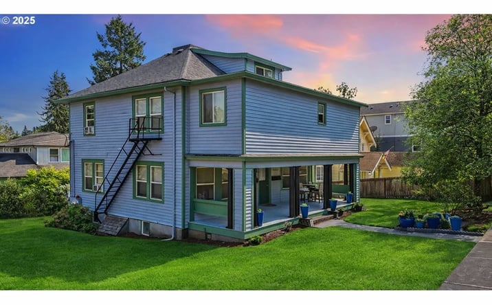 Pictures of Multifamily property located at 8410 SE 21ST AVE, Portland, OR 97202 for sales - image #1