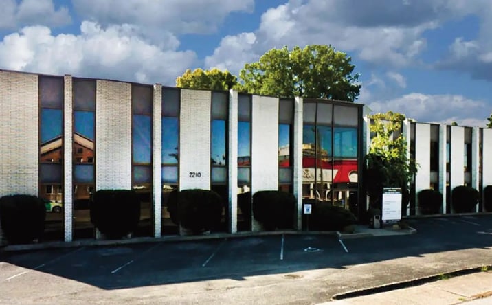 Pictures of Office property located at 2210 Meadow Drive, Louisville, KY 40218 for sales - image #1