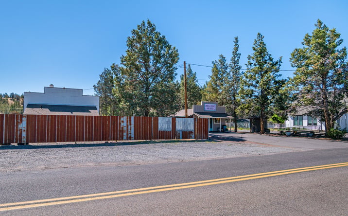 Pictures of Retail, Office, Industrial property located at 64661 Bruce Avenue, Bend, OR 97703 for sales - image #1