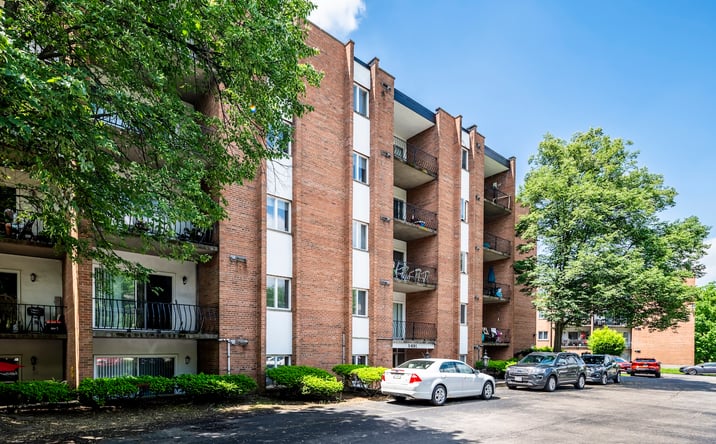 Pictures of Multifamily property located at 5473 Beechmont Avenue, Cincinnati, OH 45230 for sales - image #1