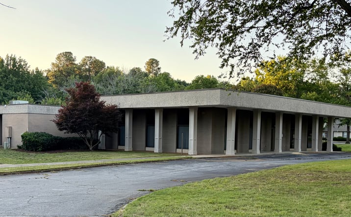 Pictures of Office property located at 1776 Skylyn Dr, Spartanburg, SC 29307 for sales - image #1