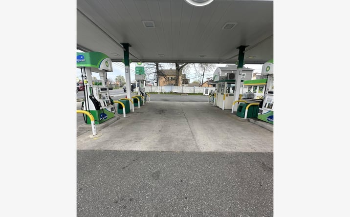 Pictures of Retail, Business for Sale property located at 2000 East Edgar Road, Linden, NJ 07036 for sales - image #1