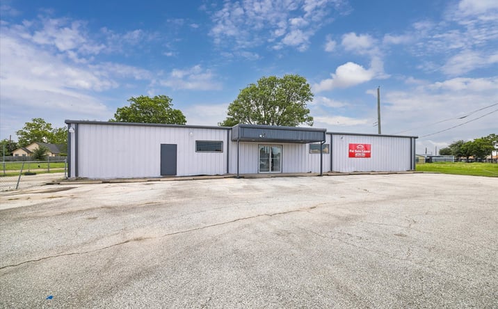 Pictures of Retail, Office, Special Purpose property located at 1122 PRESTON AVE, PASADENA, TX 77503 for sales - image #1