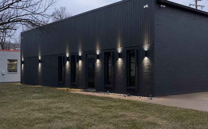 Pictures of Retail, Office, Industrial property located at 2873 Daley Drive, Troy, MI 48083 for sales - image #1