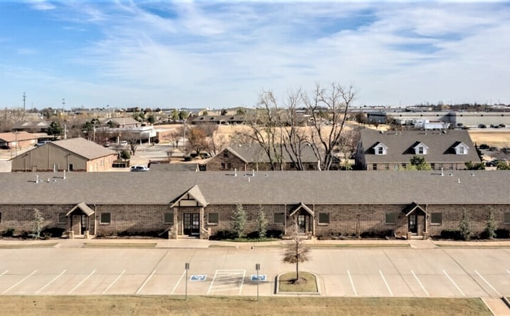 Pictures of Office property located at 1716 Signal Ridge Dr Condo C, Edmond, OK 73013 for sales - image #1