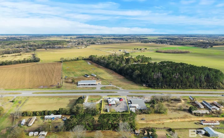 Pictures of Retail property located at 2989 Highway 21, Atmore, AL 36502 for sales - image #1