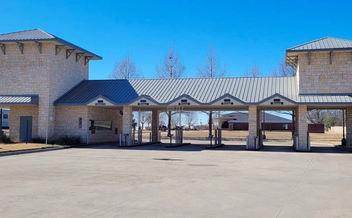 Pictures of Retail property located at 2700 W Euless Blvd, Euless, TX 76040 for sales - image #1