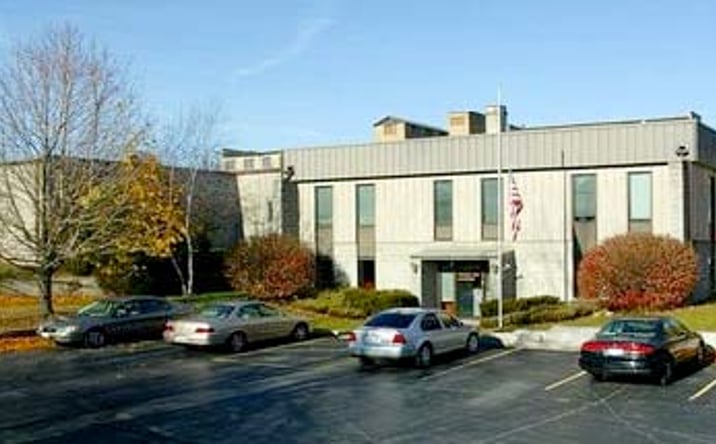 Pictures of Industrial property located at N52 W5338 Portland Rd, Cedarburg, WI 53012 for sales - image #1