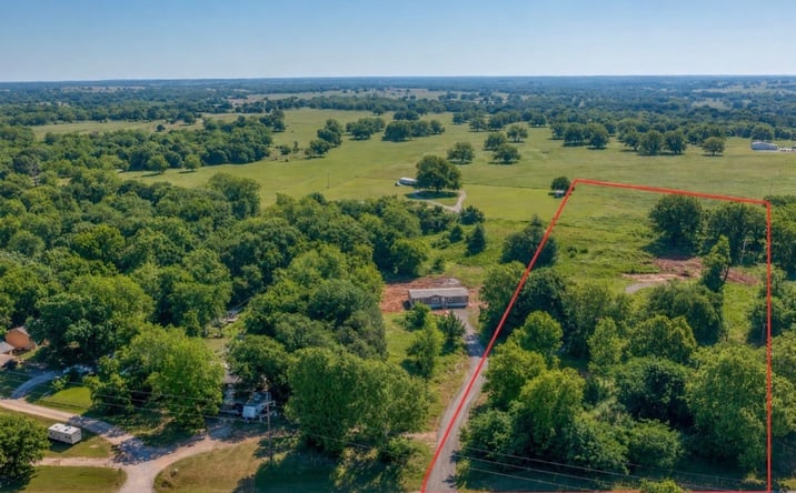 Pictures of Land property located at State Highway 77 Highway, Wynnewood, OK 73098 for sales - image #1
