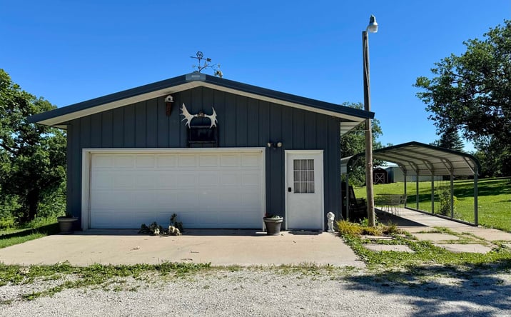 Pictures of Land property located at 1128 85Th Street, Humeston, IA 50123 for sales - image #1