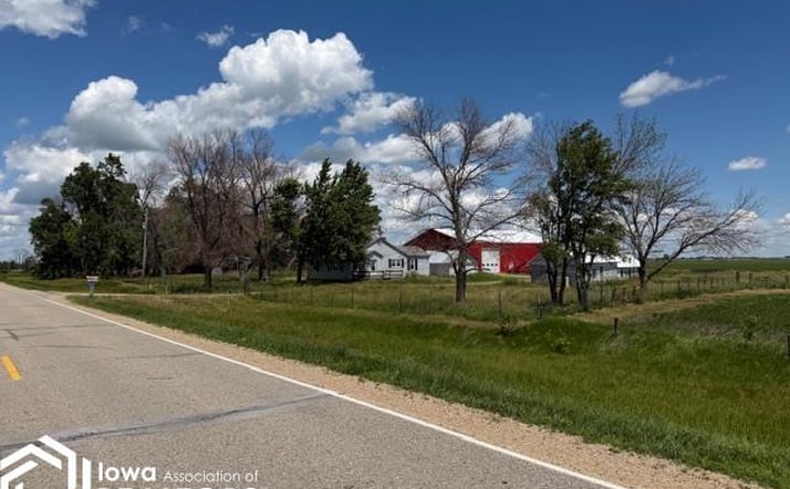 Pictures of Land property located at 2770 James Avenue, Britt, IA 50423 for sales - image #1