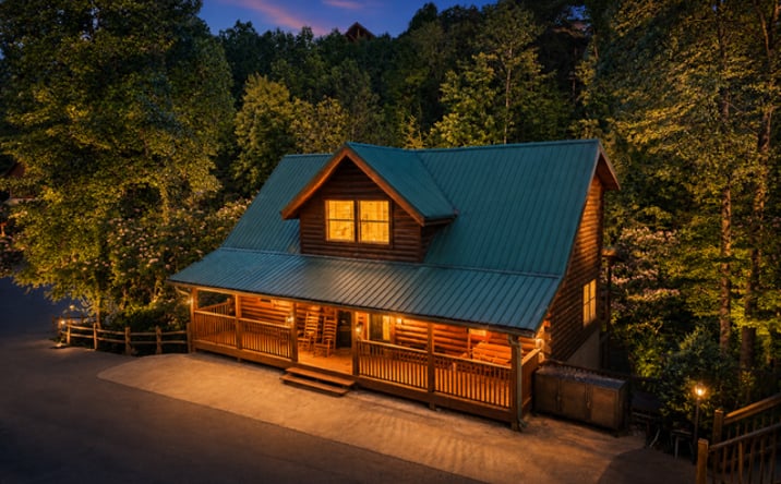Pictures of Hospitality property located at 620 Chickasaw Gap Way, Pigeon Forge, TN 37863 for sales - image #1