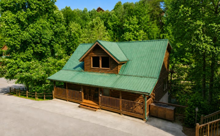 Pictures of Hospitality property located at 620 Chickasaw Gap Way, Pigeon Forge, TN 37863 for sales - image #1