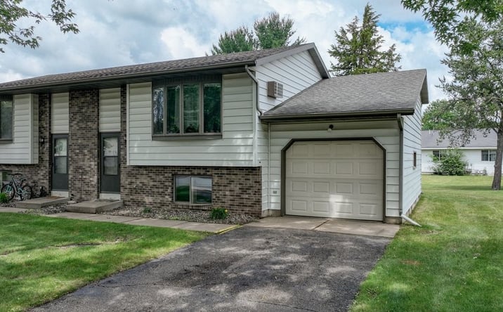 Pictures of Multifamily property located at 816-818 Dorbe Street #1-2, Eau Claire, WI 54701 for sales - image #1
