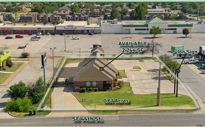Pictures of Retail property located at 4324 SE 44th St, Del City, OK 73135 for sales - image #1
