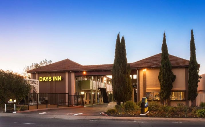 Pictures of Hospitality property located at 2600 Appian Way, Pinole, CA 94564 for sales - image #1