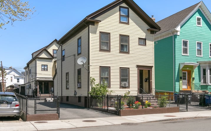 Pictures of Multifamily property located at 159 Pearl Street, Somerville, MA 02145 for sales - image #1